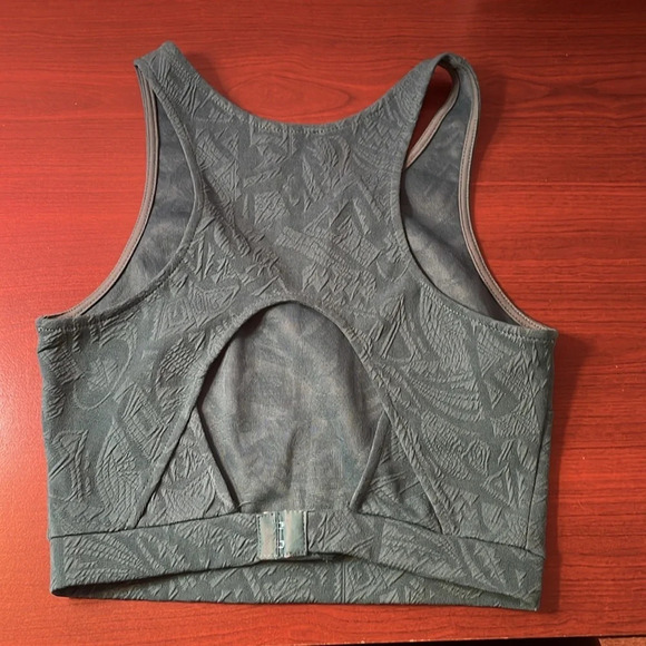 ASTR crop top - Picture 3 of 4